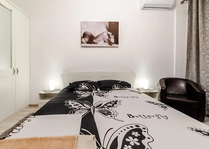 Urban Luxury Apartament *